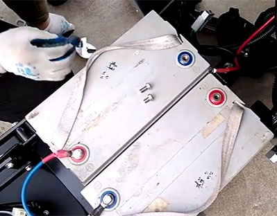 怎么樣維護電瓶式洗地機的電瓶？